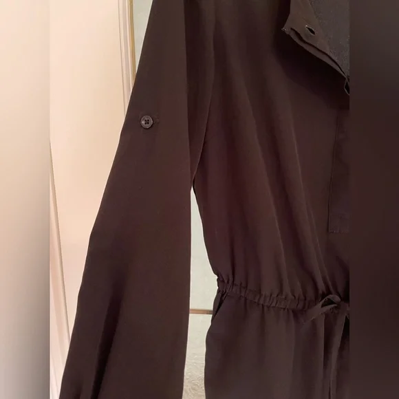 LOFT Romper - Picture 5 of 9